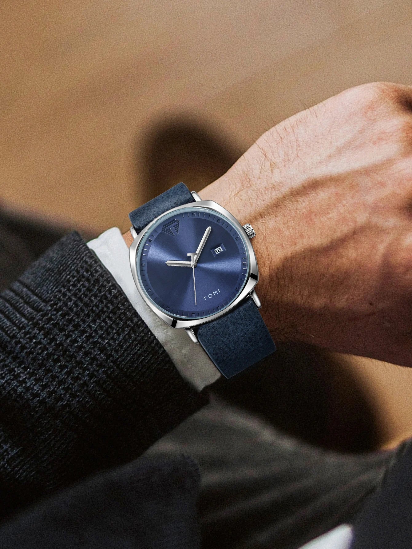 TOMI Men's Watch Minimalist Fashion Sports Watch Calendar Leather Casual Quartz Watch