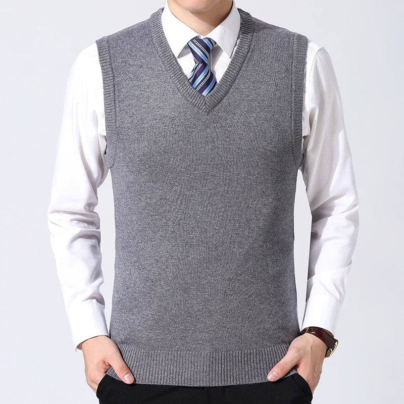 2024 Autumn Winter New Men's Solid Color V-neck Knitted Vest Casual Fashion Warm Sweater Versatile Top